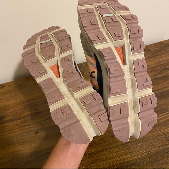 OnCloud Navy Blue and Orange Running Shoes size 7.5 - Picture 8 of 8